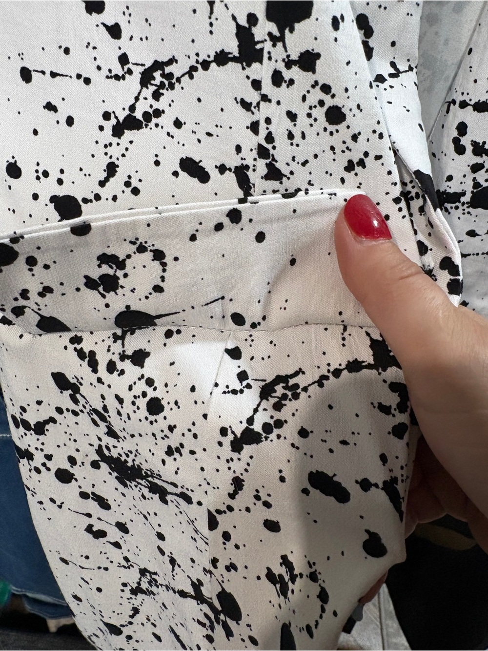 White Blazer with Black Paint-Splatter Print - Picture 8 of 9